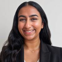 Shriya Veluri headshot